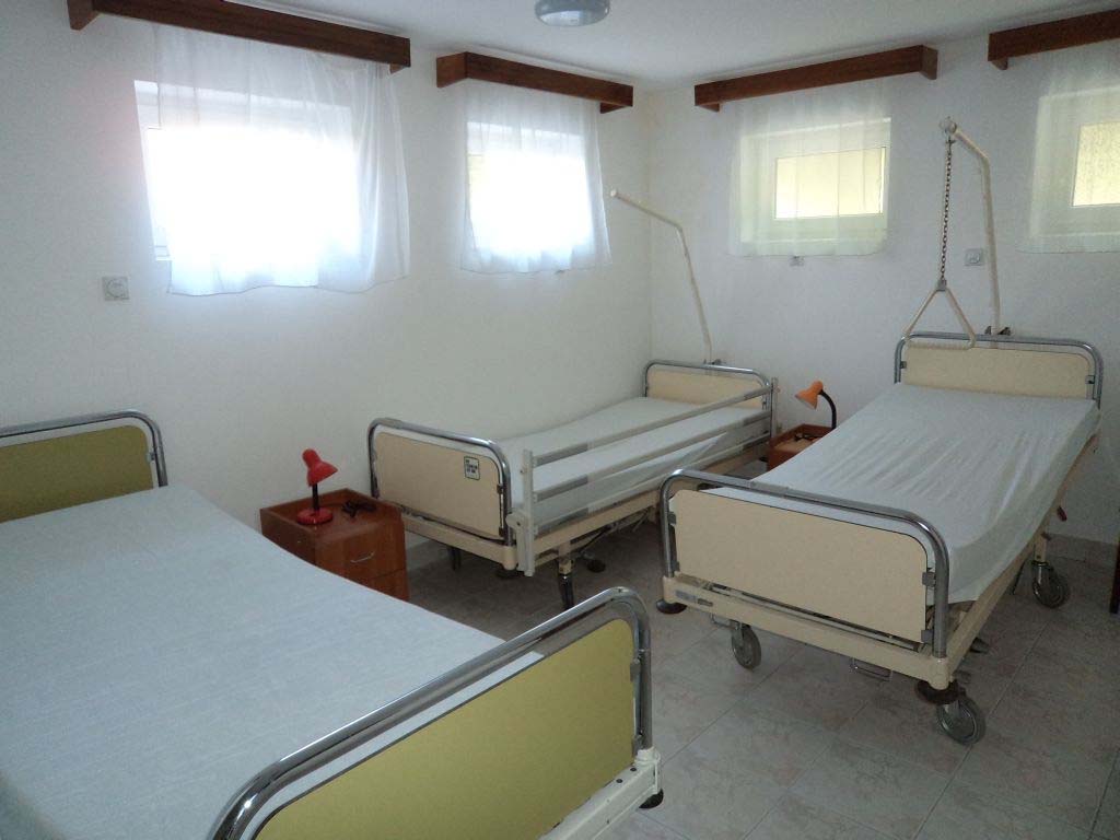 fekvő betegek szobája a Batthyáneumban